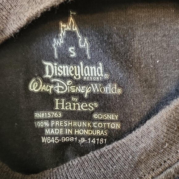 Hanes Black and Gray Graphic Tee - Picture 7 of 9